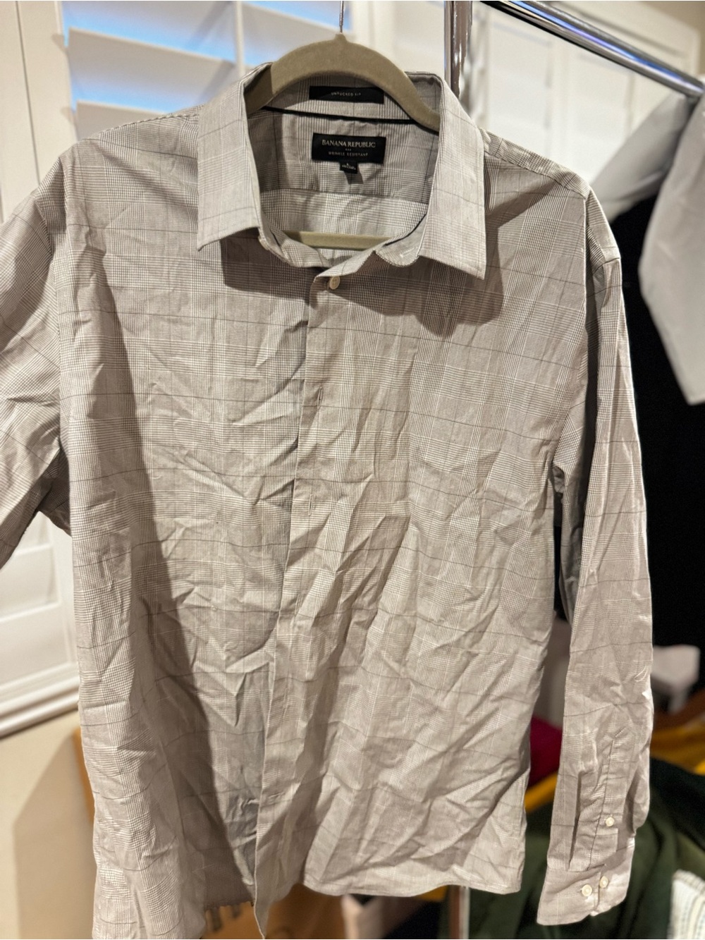 Banana Republic Gray Micro-Check Button-Up Shirt